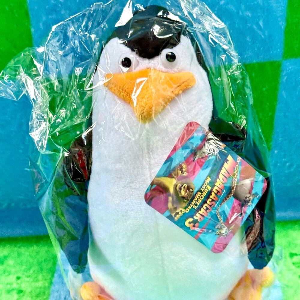 Madagascar 3 Europe’s Most Wanted Skipper Plush SEALED The Leader Of Penguins